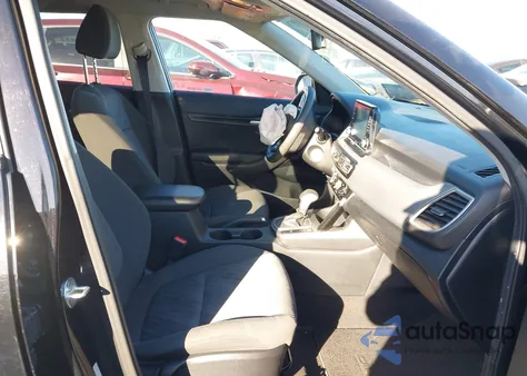 2023 Kia Seltos Lx z USA, uszkodzony, nr VIN KNDEPCAA5P7361395